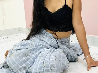 Vaani_Cutie profile