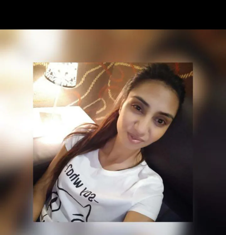 withegirl's Offline Chat Room