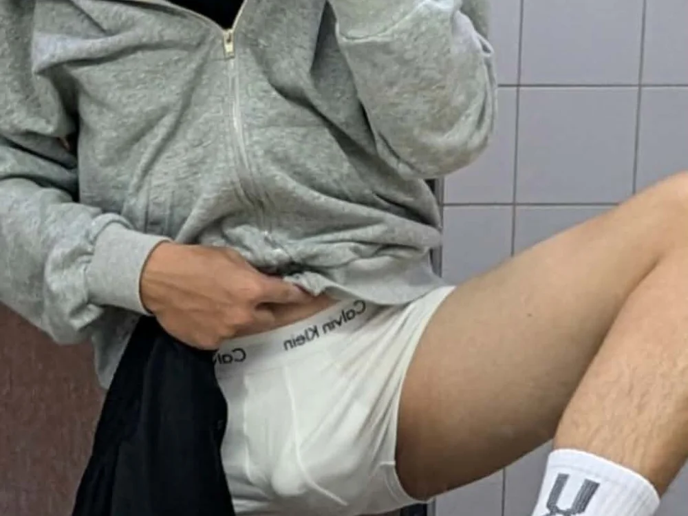 แชท XXX ออฟไลน์ของ Runufxl