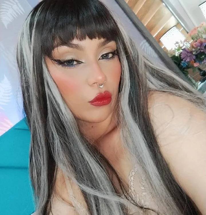 _Vanessa_hill_: офлайн-секс-чат