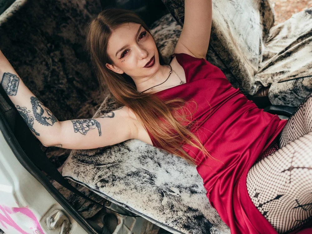 queen_pain offline chatrum