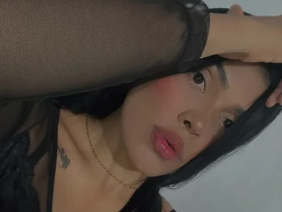 Eveelyn_Rosse - Girl 