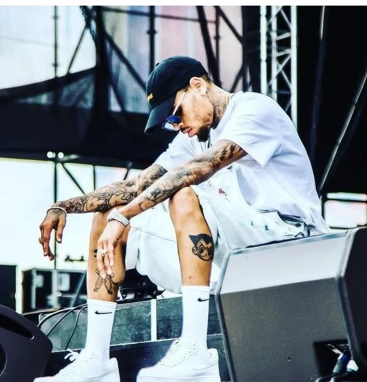 Offline XXX chat modela menzifezi