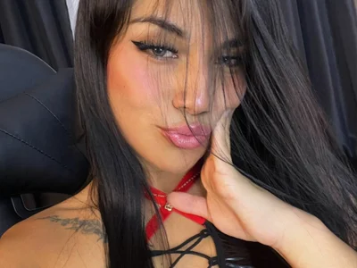 MarilynSmIith's Offline XXX Chat