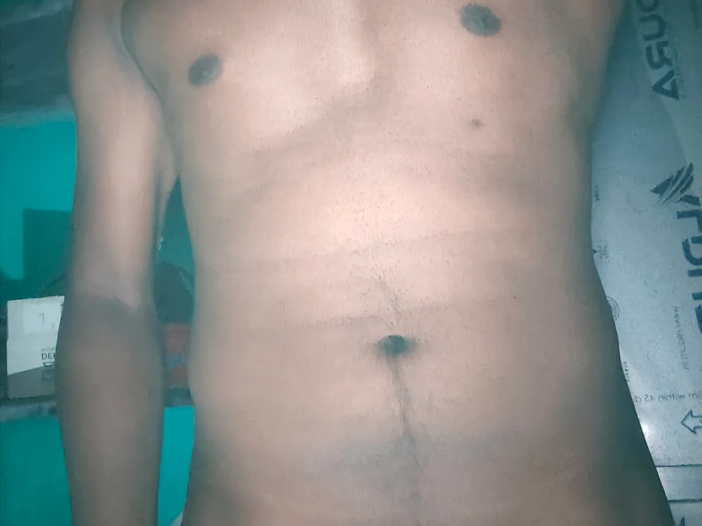 BloodyLegendss 離線 XXX 聊天
