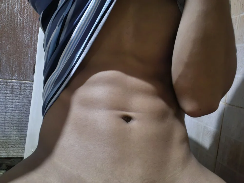 J__hn 離線 XXX 聊天