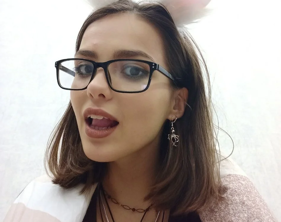 IrisMiaou's Offline XXX Chat