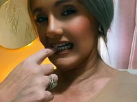 blondebadbitch's webcam live show