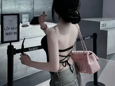 Jun-baee - Girl 