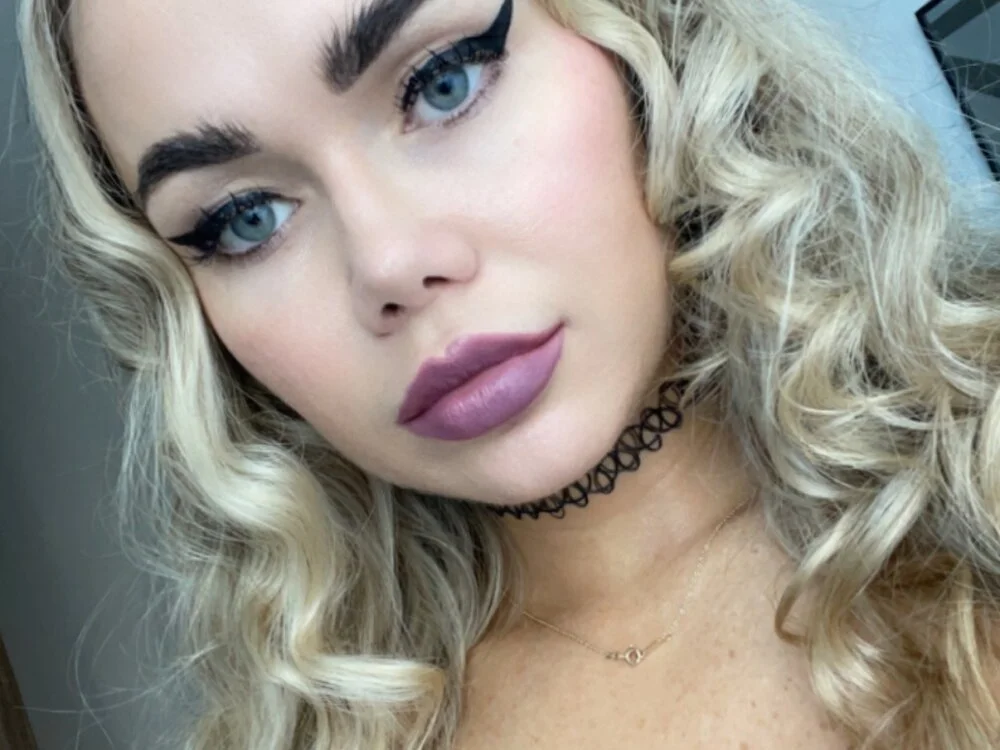 Chat +18 off-line de ElenaErickson