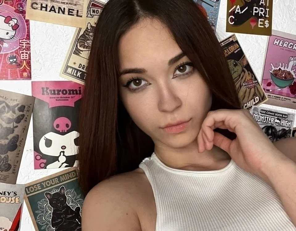FredericaGrise's Offline XXX Chat