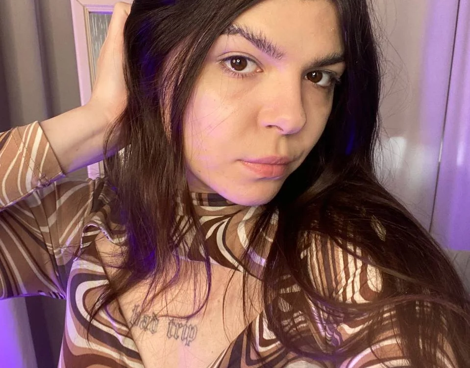 kira_seduce Offline Chatraum