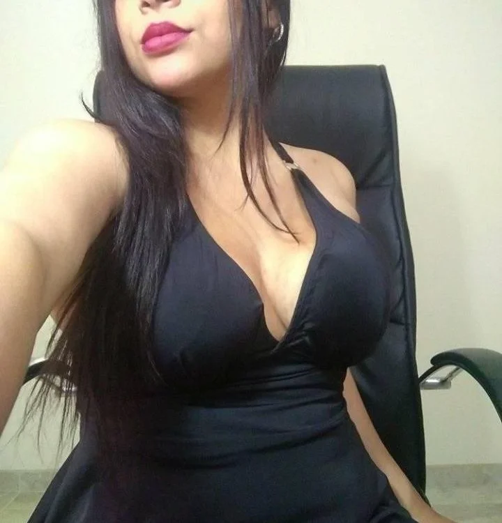 anahi-2019's Offline Chat Room