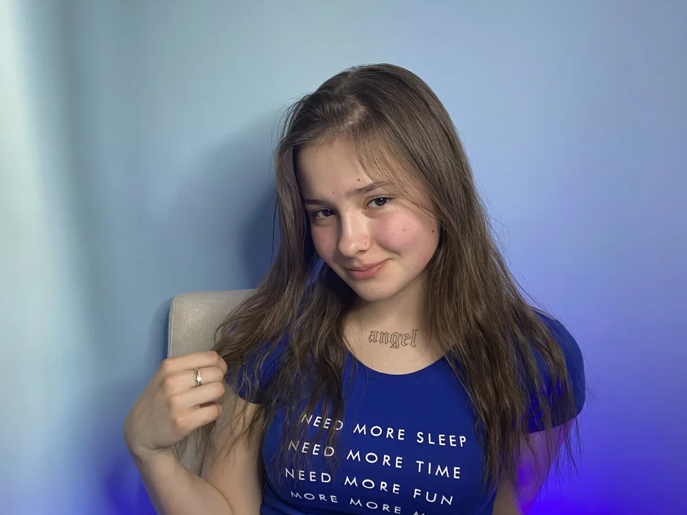 MelissaBIack's Offline XXX Chat