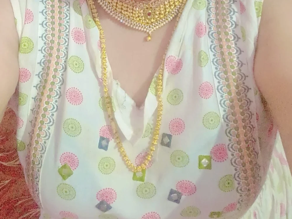 Spandana_kannada's Offline XXX Chat