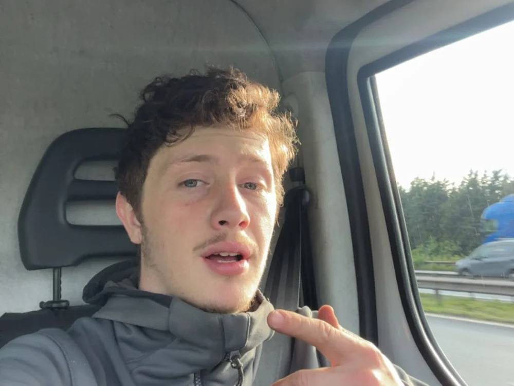 Offline chatovací místnost Jhanson7