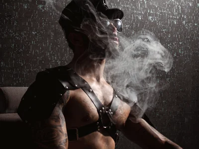 Offline XXX chat MarkWalker__