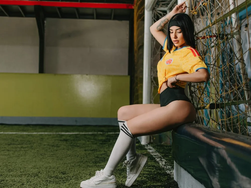 Isabella_ev's Offline Chat Room