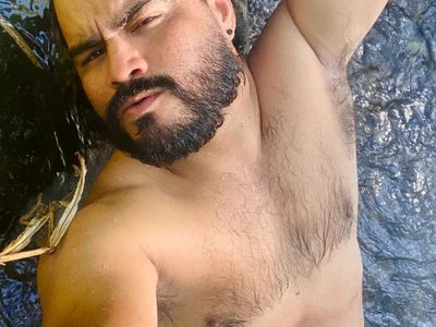 MichaelBear_21 Male Daddies Live Webcam Strip