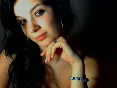 hottitsAnna webcam livesex profile in latino cams