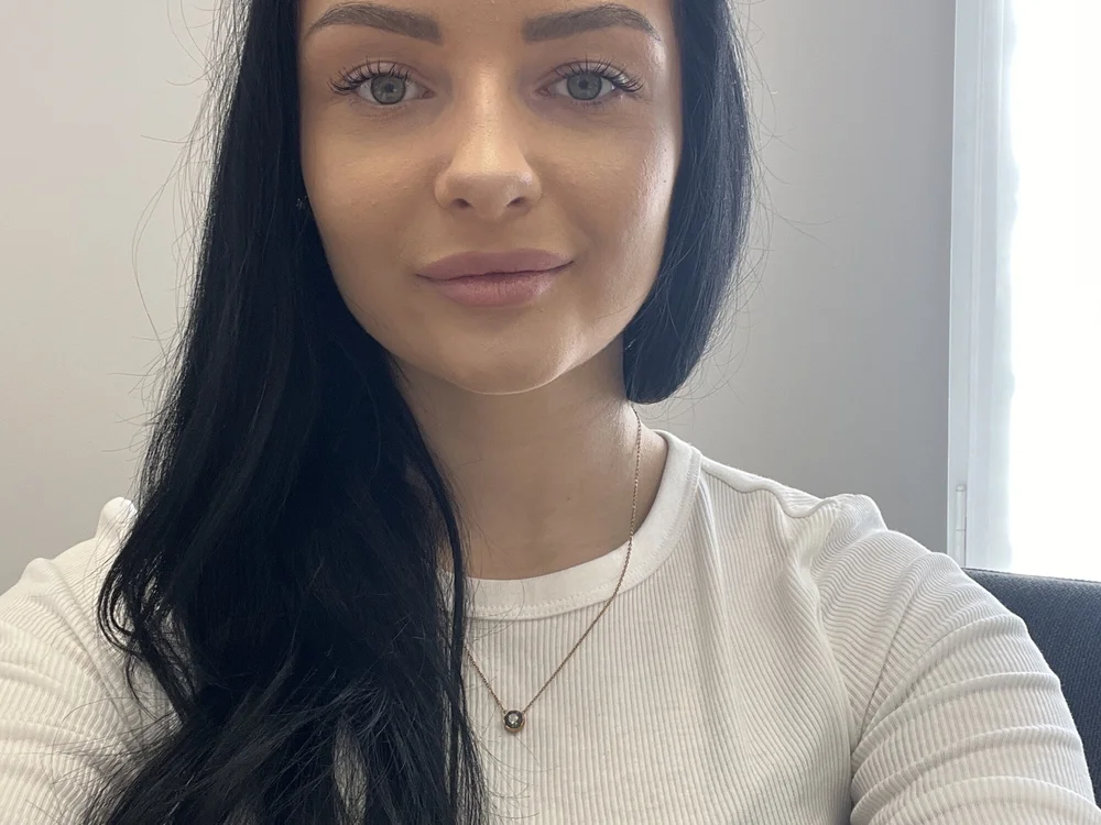Amanda_David's Offline Chat Room