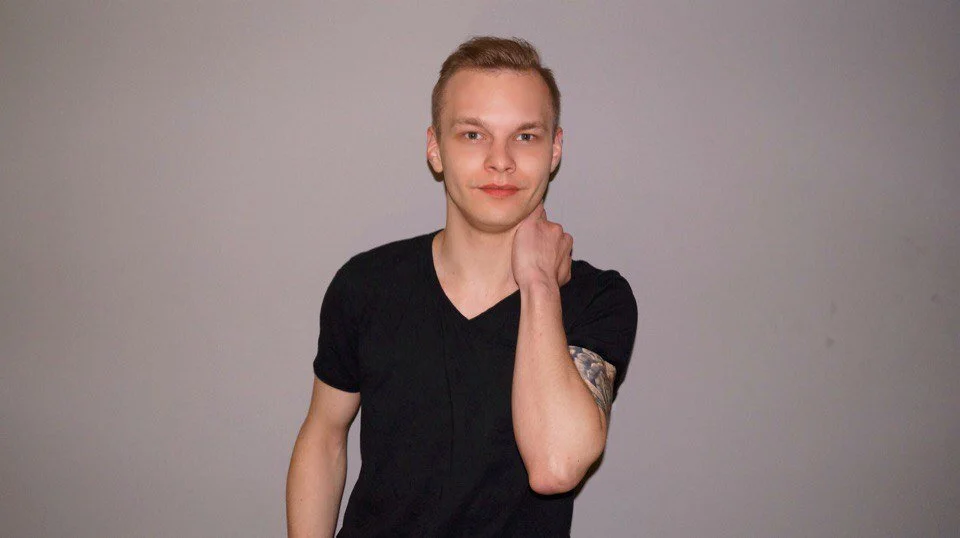 fredsexy's Offline Chat Room