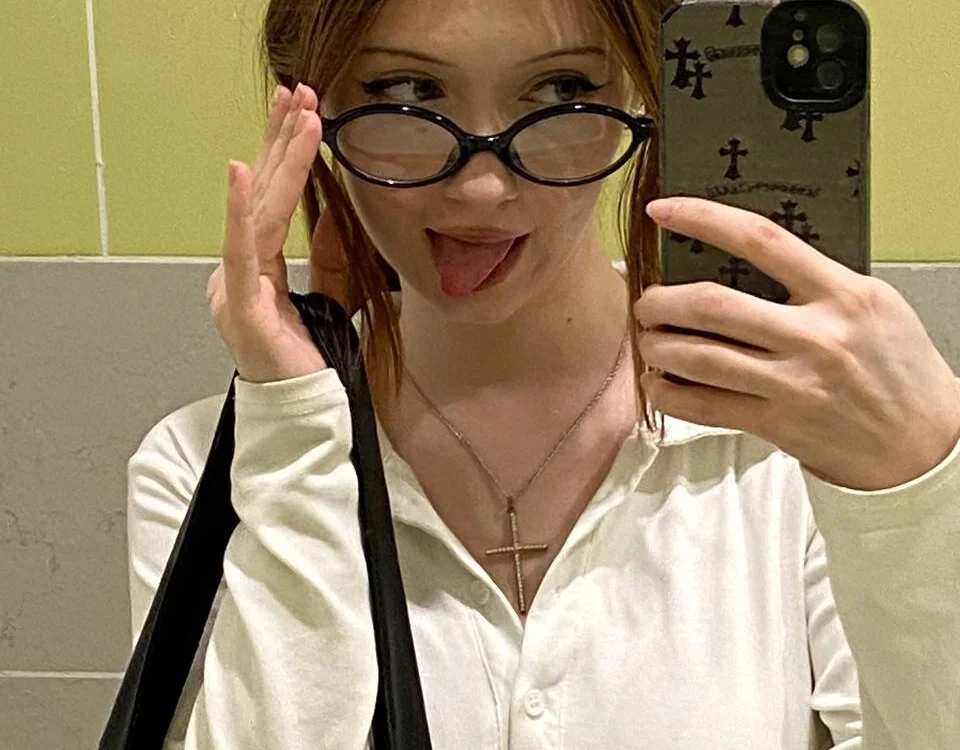 BowingSetup Adlı Modelin Çevrimdışı XXX Sohbeti