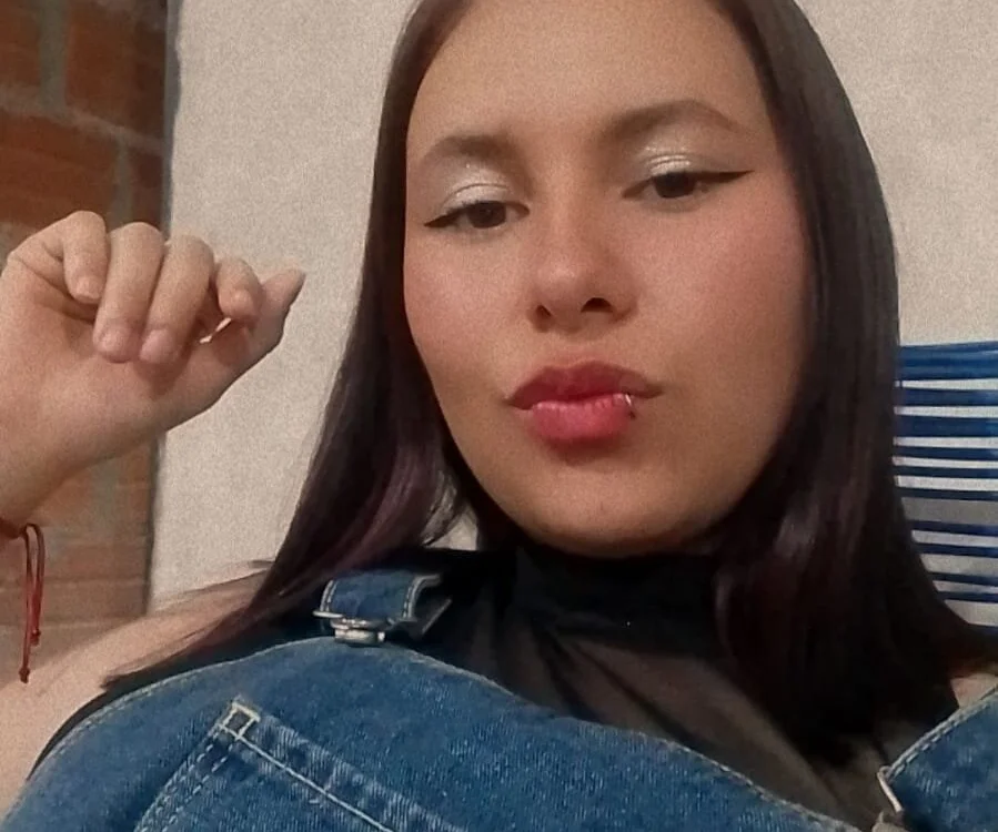 velentinavagina's Offline XXX Chat