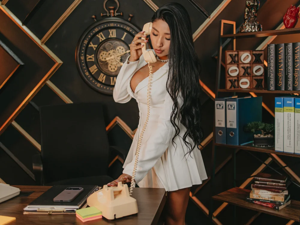 Sembang XXX Luar Talian Megan_Lim