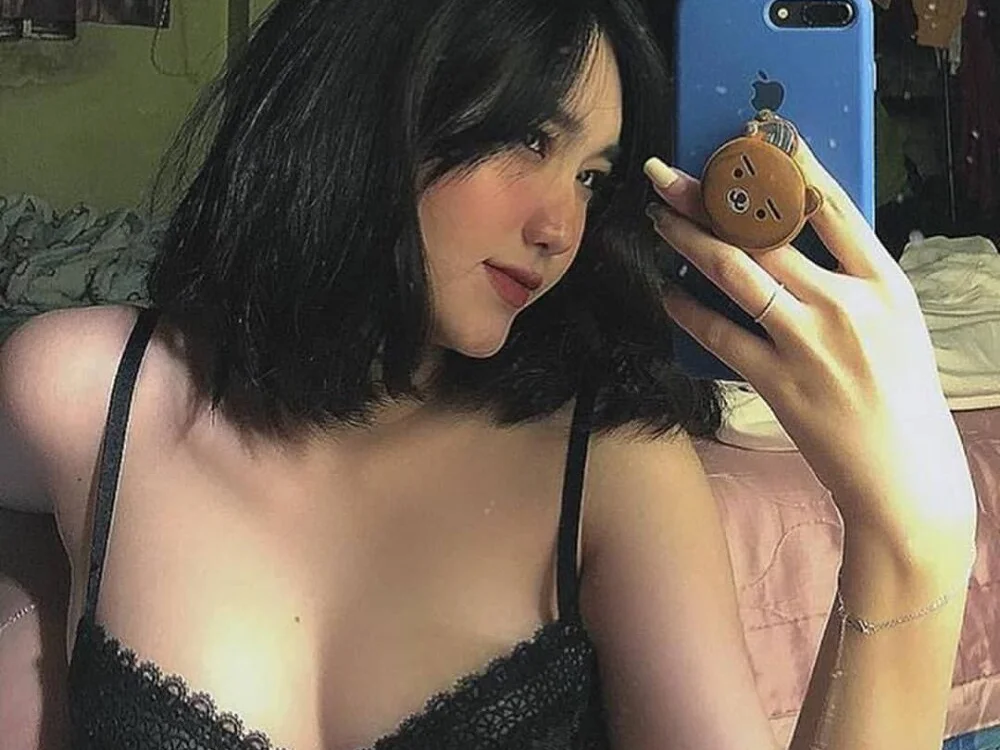 Linh_DuongSexy Chat XXX Ngoại tuyến