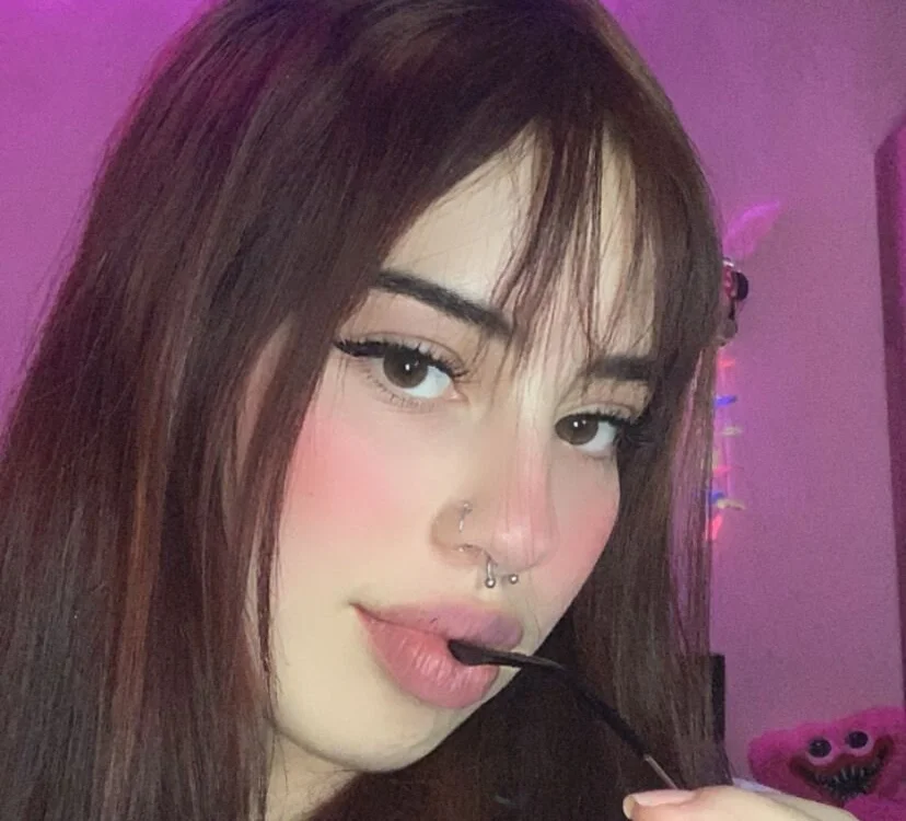 Offline chatovací místnost SUE_X