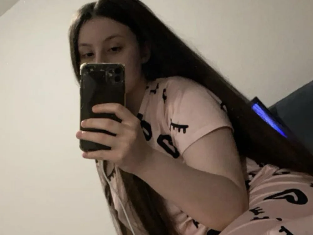 Angela80