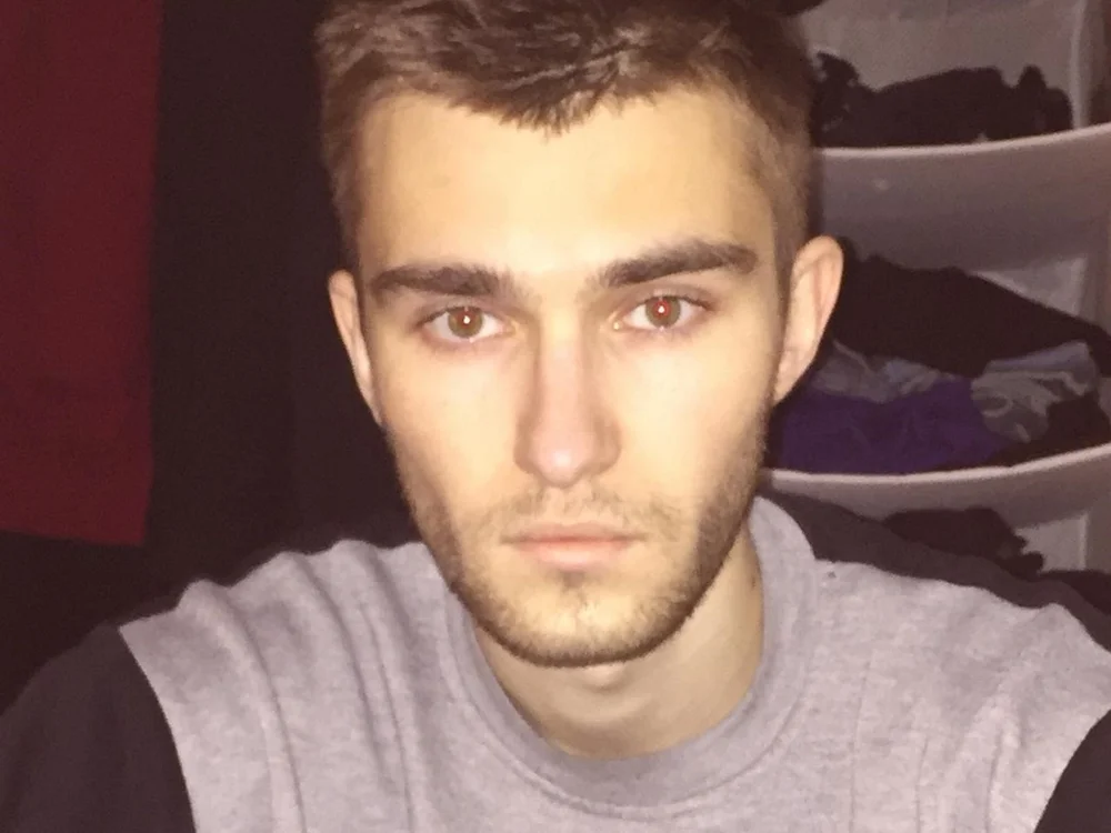 ASHTON_STONE's Offline XXX Chat