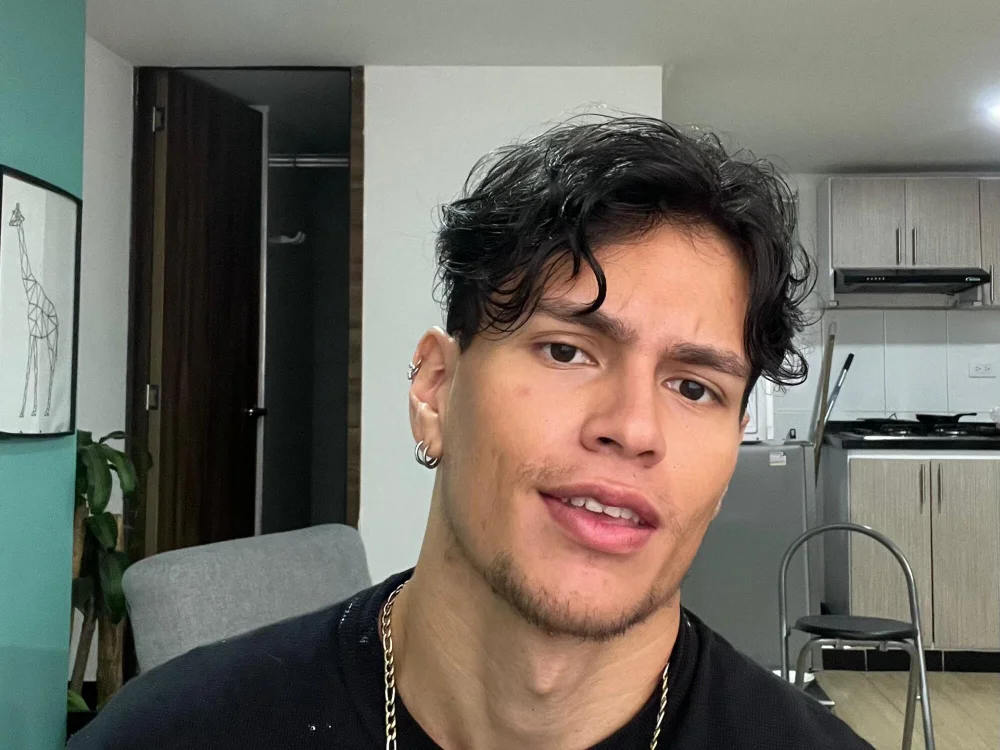 Thomas_Rose's Offline Chat Room