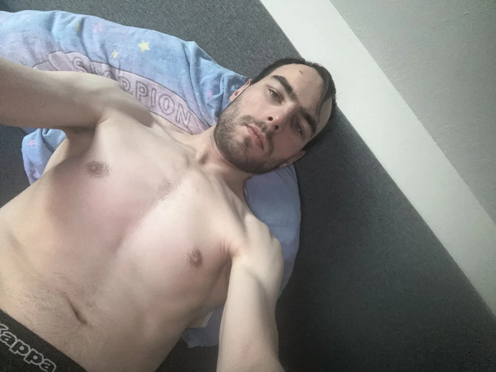 schiggy090's Offline Chat Room