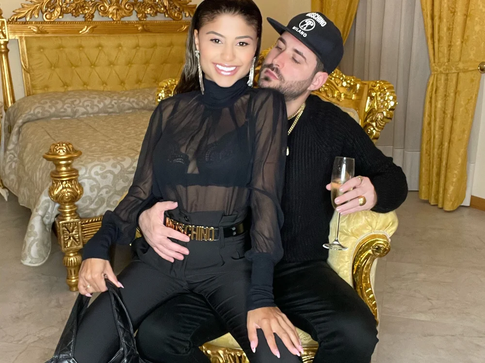 topcouple88's Offline XXX Chat