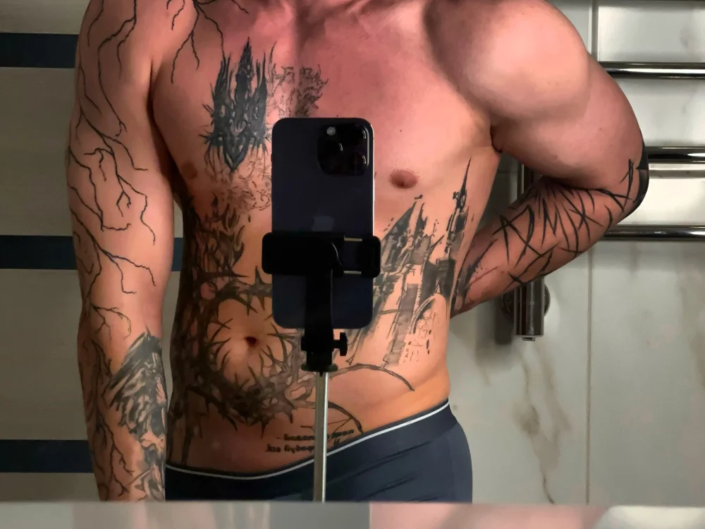 IanBloom's Offline XXX Chat