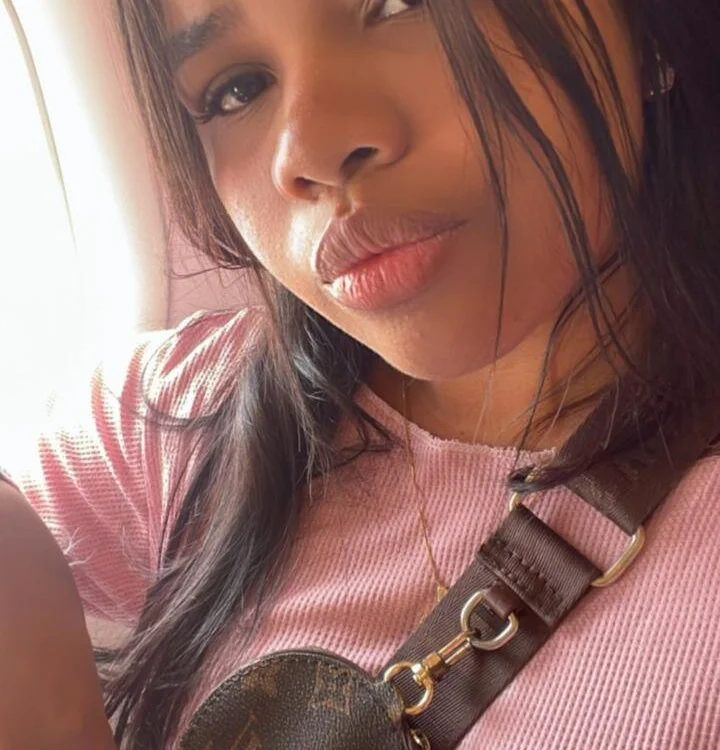 sienna_valexx's Offline XXX Chat