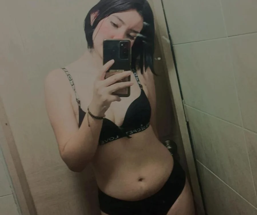 CelesAllen's Offline XXX Chat