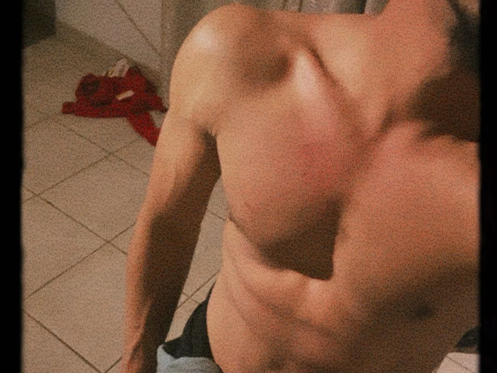 hitman1828: συνομιλία ΧΧΧ εκτός σύνδεσης