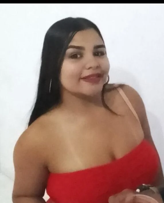 yarajulia's Offline Chat Room