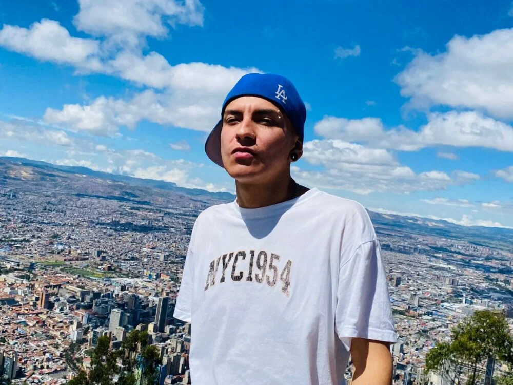 Offline XXX chat modela Juanse_Colling