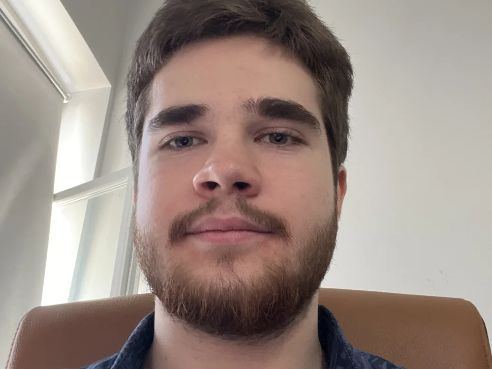 Mark_Maxim Offline XXX-chat