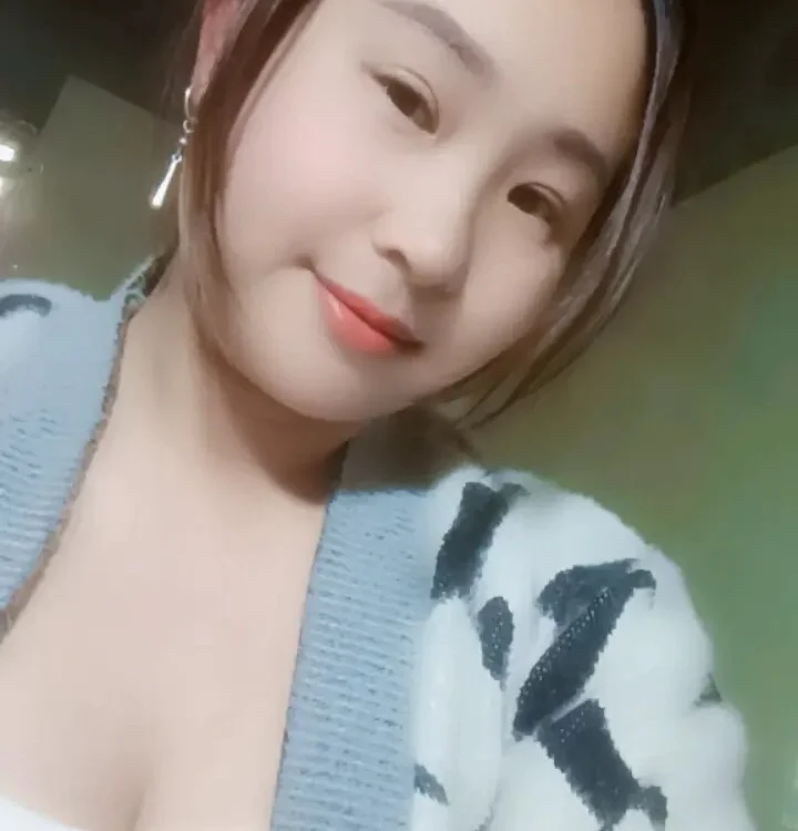 Vivi-sexxy Obrolan XXX Offline