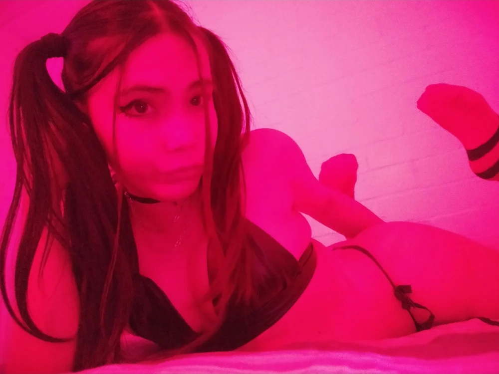 meli-moon's Offline XXX Chat