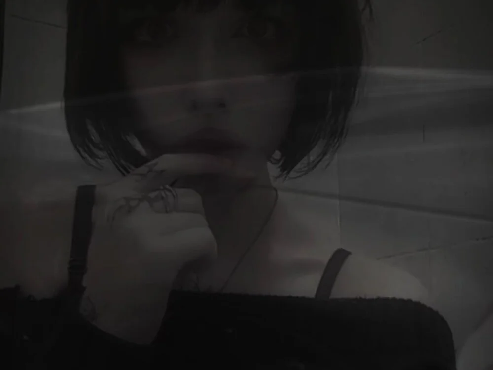 Loren_logan Offline XXX Chat