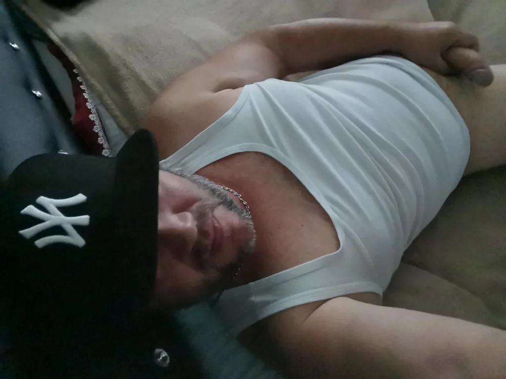 Lovesex197's Offline Chat Room