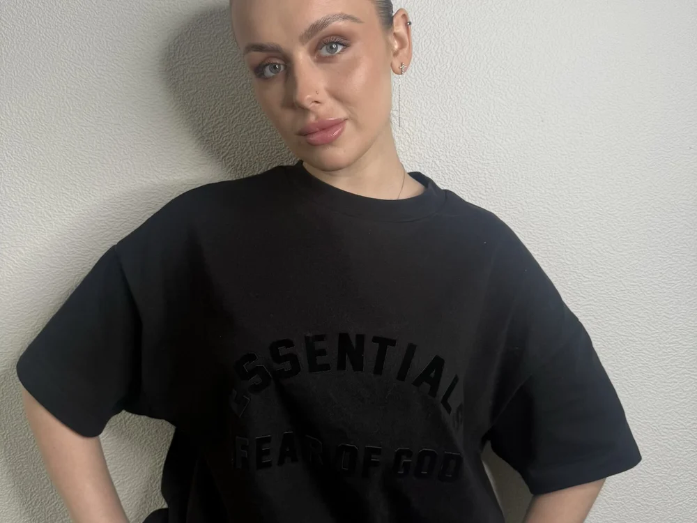 RosariaFrease's Offline Chat Room
