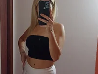 lis2025's webcam live show