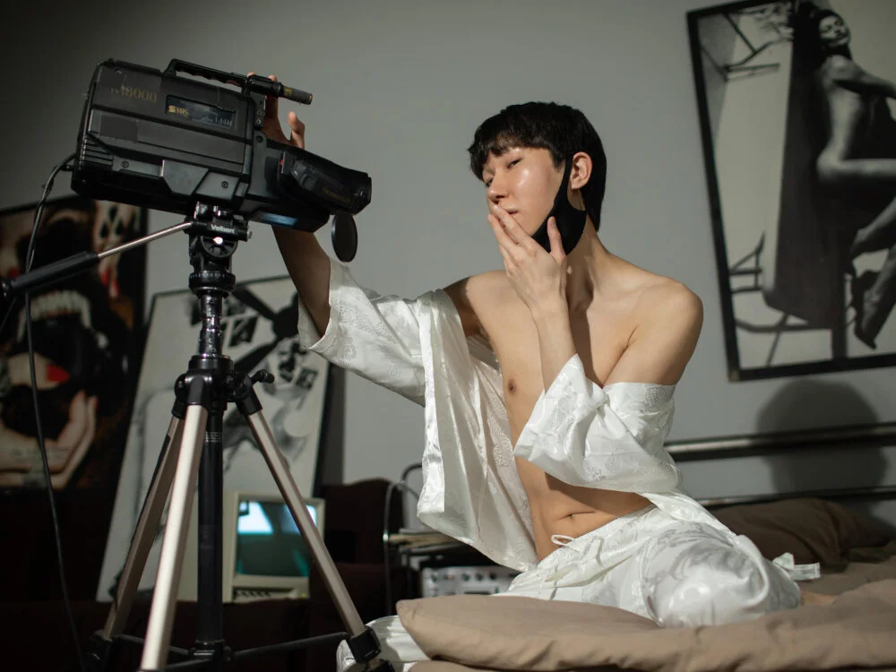 YugoAsian Chat XXX offline